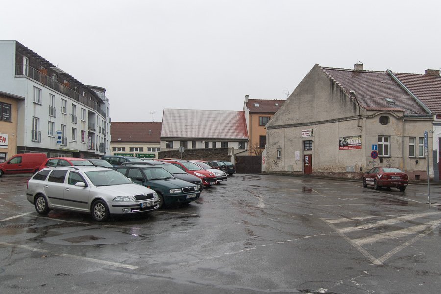 Parkoviště Obecní dvůr